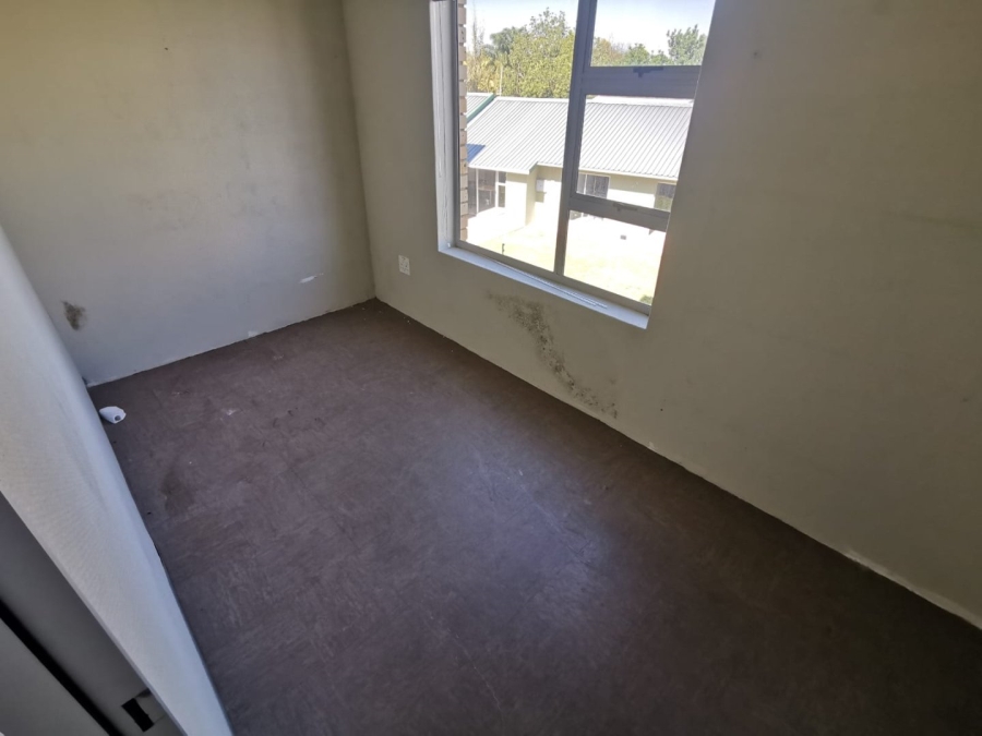 To Let commercial Property for Rent in Flamwood North West